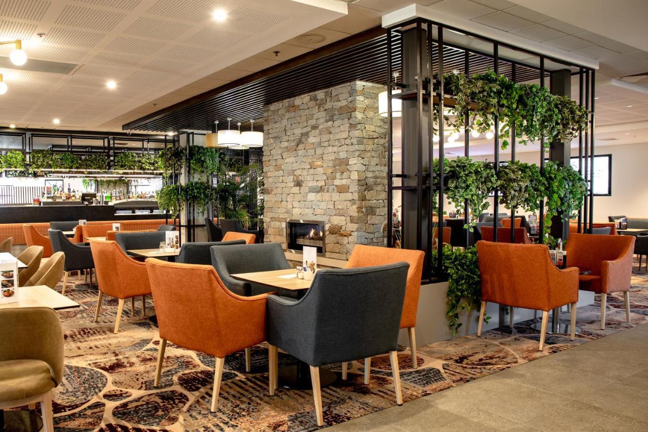 Young Federation Motor Inn And Services Club Extérieur photo